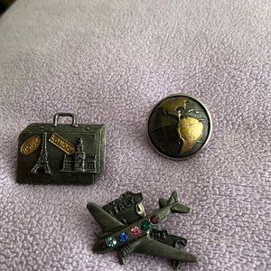 Set of 3 pins